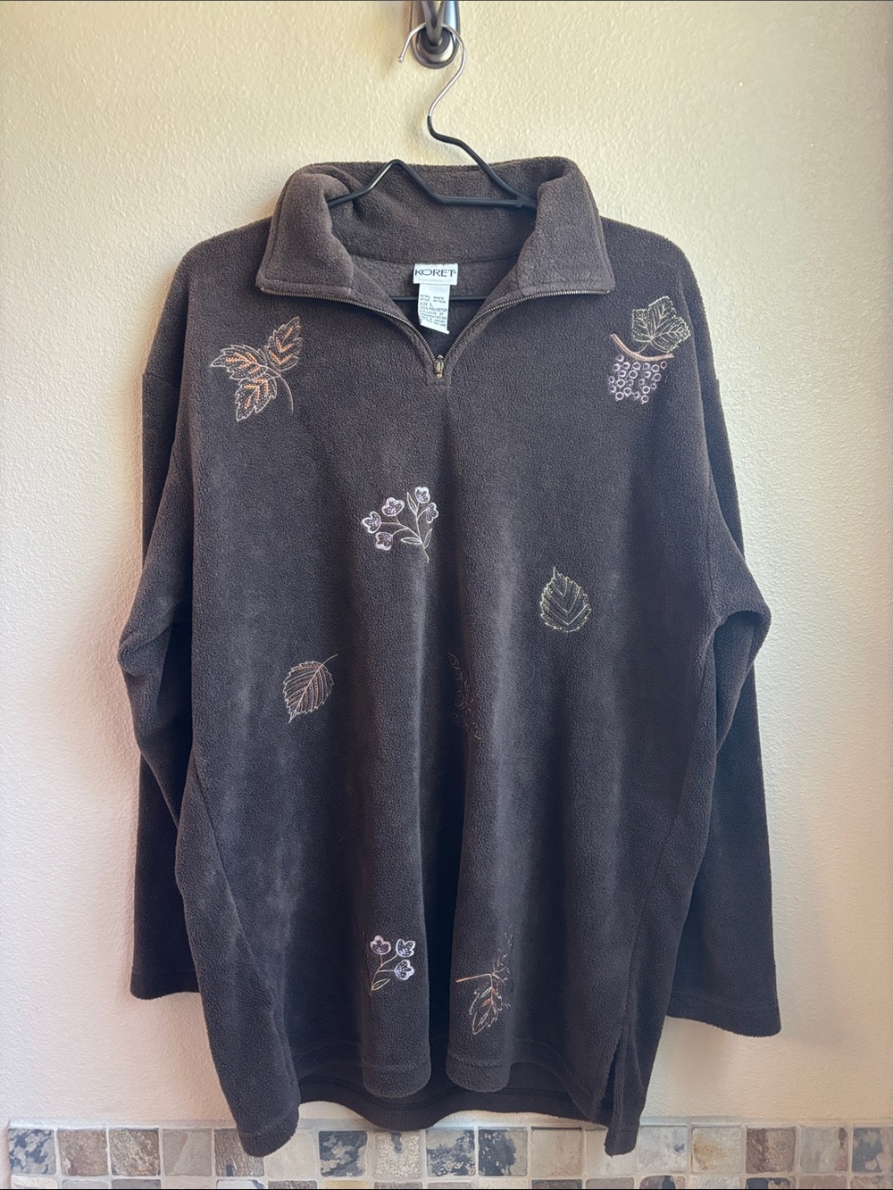 Vintage Koret Brown Embroidered Fleece Pullover L